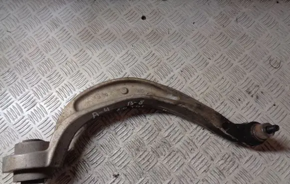 Front lower control arm/wishbone