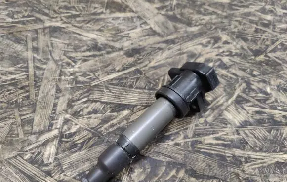Cadillac SRX High voltage ignition coil 12597745