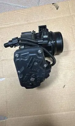 BMW X3 F25 Throttle valve 8512452 04340 A2C80221201