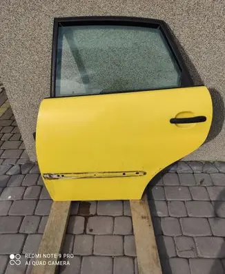 Seat Ibiza III (6L) Rear door