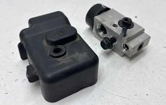 Air conditioning (A/C) expansion valve