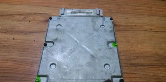 Ford Mondeo MK I Engine control unit/module 93bb12a650cd 93bb-12a650-cd
