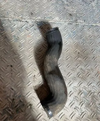 Volvo XC70 Engine coolant pipe/hose