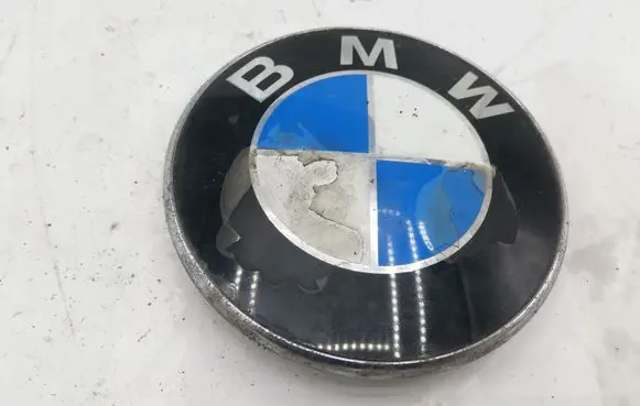 BMW 3 E46 Manufacturer badge logo/emblem 51148219237 8219237