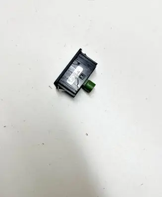 Porsche 718 Cayman 982 982c USB socket connector 9P1035222B 41700A664043 AW002