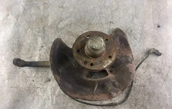 Mercedes-Benz E W210 Front wheel hub spindle knuckle 2102301
