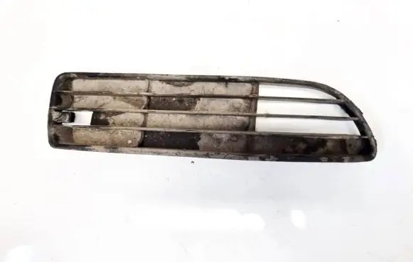 Audi A4 S4 B5 8D Front bumper lower grill 8d0807346g