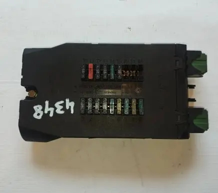 Mercedes-Benz Vito Viano W638 Fuse box set 0005400650 477021
