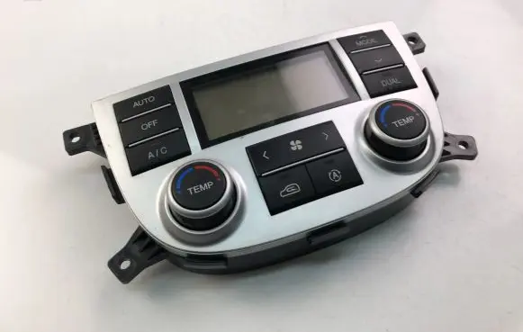 Hyundai Santa Fe Interior fan control switch 972502B430