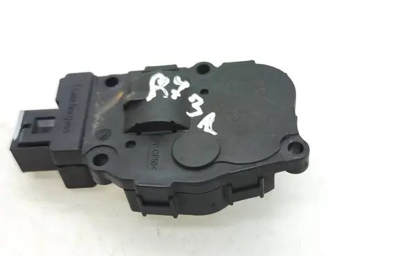 Porsche Cayenne (92A) Air flap motor/actuator EFB340 27102010 52424892