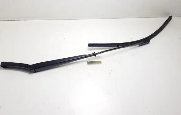 Volkswagen Tiguan Front wiper blade arm 5N1955410