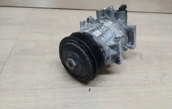 Toyota Auris E180 Air conditioning (A/C) compressor (pump) 447280-8912