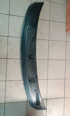 Wiper trim