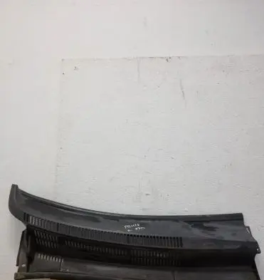 Toyota Prius (XW20) Wiper trim 5570847080