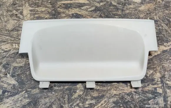 Nissan Tiida C11 Panel trim 68413EL00A
