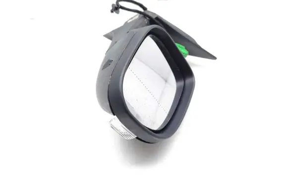 Volvo C30 Front door electric wing mirror 31218105