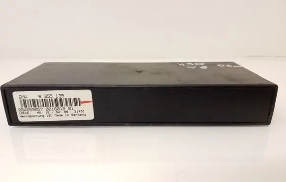 BMW 7 E32 Comfort/convenience module 8355139 084659057 001601201
