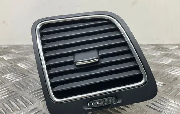 Seat Alhambra (Mk2) Dashboard side air vent grill/cover trim 7N0819704