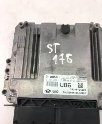 KIA Ceed Engine control unit/module ECU 391402A860 0281032115