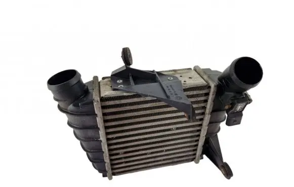 Volkswagen Polo IV 9N3 Intercooler radiator 6q0145804a