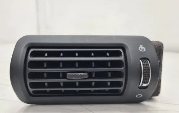 Hyundai Santa Fe Rear air vent grill 970502W000