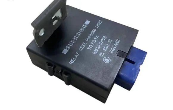 Toyota Corolla E120 E130 Light module LCM 8281002020 05810231