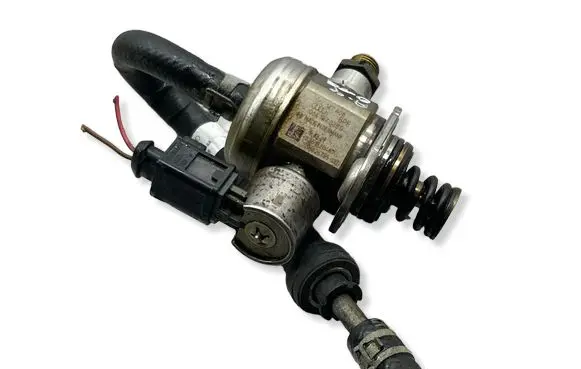 Audi A4 S4 B9 Fuel injection high pressure pump 06L127A08 06K127028D 0261520487
