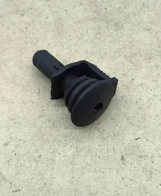 Mercedes-Benz C W204 Radiator support slam panel bracket 