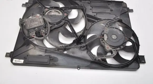 Volvo XC70 Electric radiator cooling fan 31274265