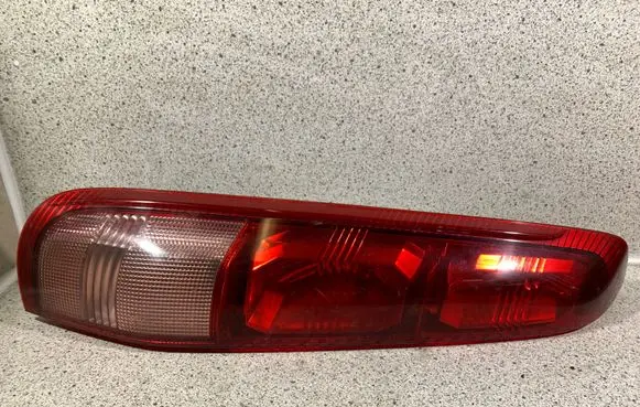 Nissan X-Trail T30 Rear/tail lights 4913
