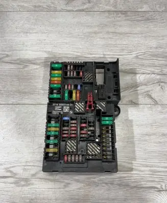 BMW 7 G11 G12 Fuse box set 9393144 61149393144 P00127005A0