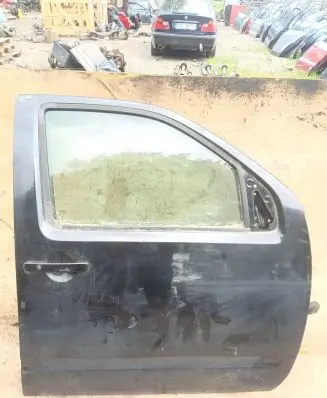 Nissan Pathfinder R51 Front door