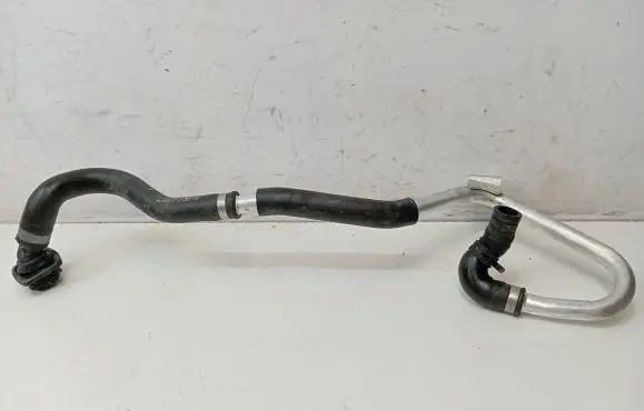Mercedes-Benz GLC C253 Engine coolant pipe/hose A2058302802