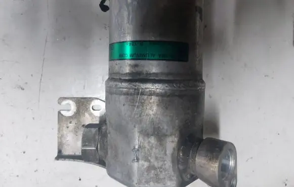 Audi A8 S8 D2 4D Air conditioning (A/C) compressor (pump) R134A