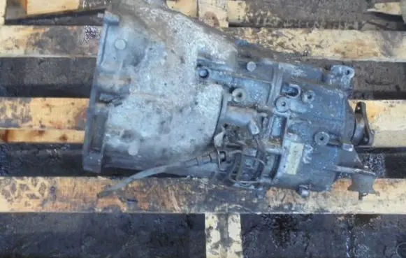 BMW 3 E46 Manual 4 speed gearbox 1053401146