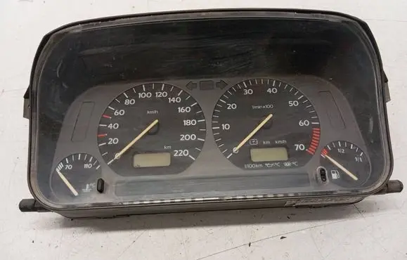 Speedometer (instrument cluster)