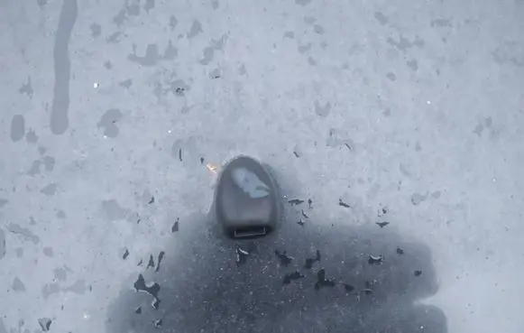 Peugeot 207 Windshield washer spray nozzle 