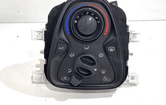 Toyota Aygo AB40 Interior fan control switch 55900-YV030
