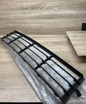 Skoda Octavia Mk3 (5E) Front bumper lower grill 5E0853677D