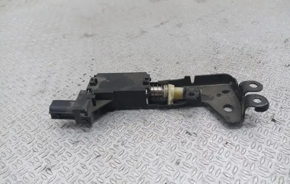 Chrysler Voyager Steering wheel lock 68832F 04690805AG