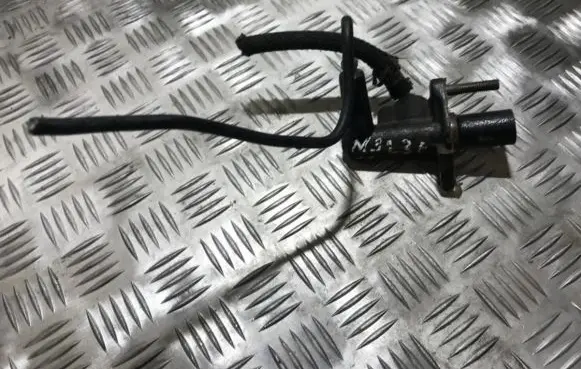 Mazda 323 F Clutch master cylinder
