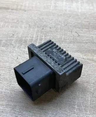 Citroen C5 Glow plug pre-heat relay 9640469680