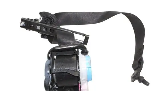 Mercedes-Benz B W246 W242 Front seatbelt A2468600285