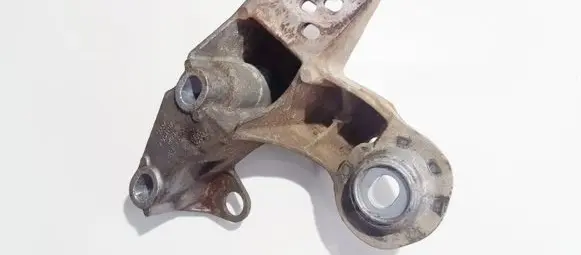 Audi A4 S4 B6 8E 8H Engine mounting bracket 8e0199351