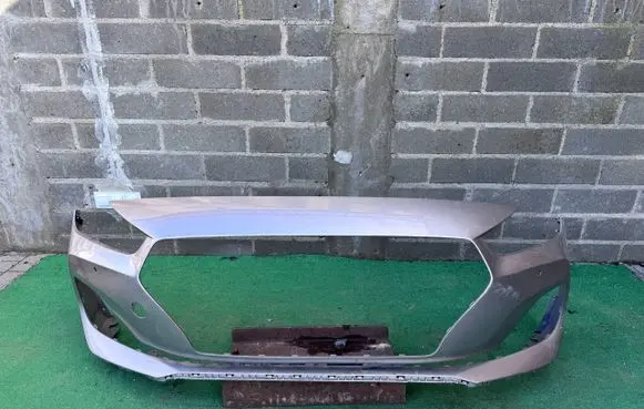 Hyundai i30 Front bumper 