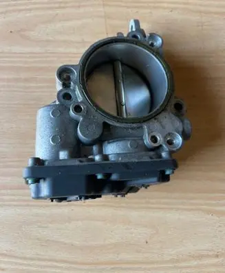 BMW 5 G30 G31 G38 Throttle valve 8623324 04608 A2C15022500