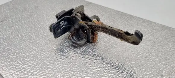BMW 5 E28 Front door check strap stopper