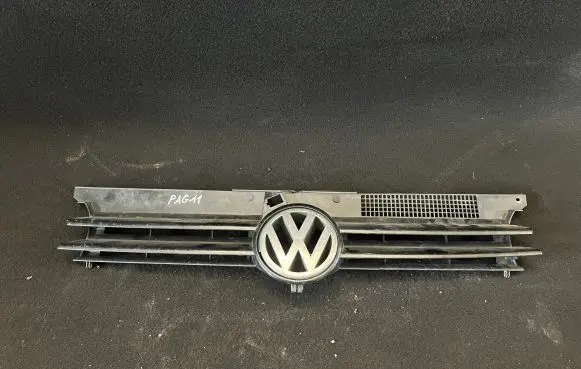 Volkswagen Golf IV Front grill 1J0853655D