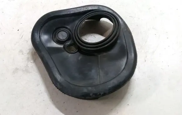 Mercedes-Benz E W212 Fuel tank cap trim A0009982201