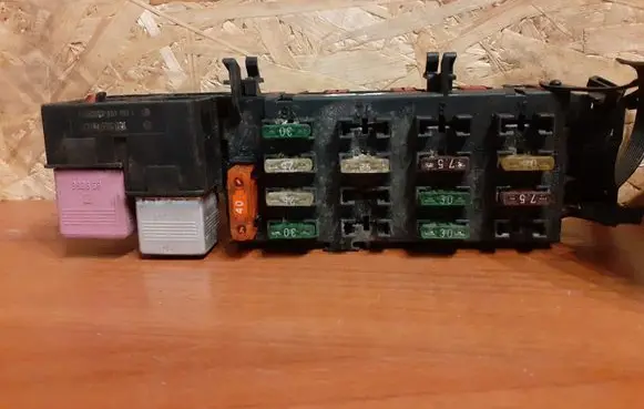 Mercedes-Benz S W140 Fuse box set 1405451701 1405454840